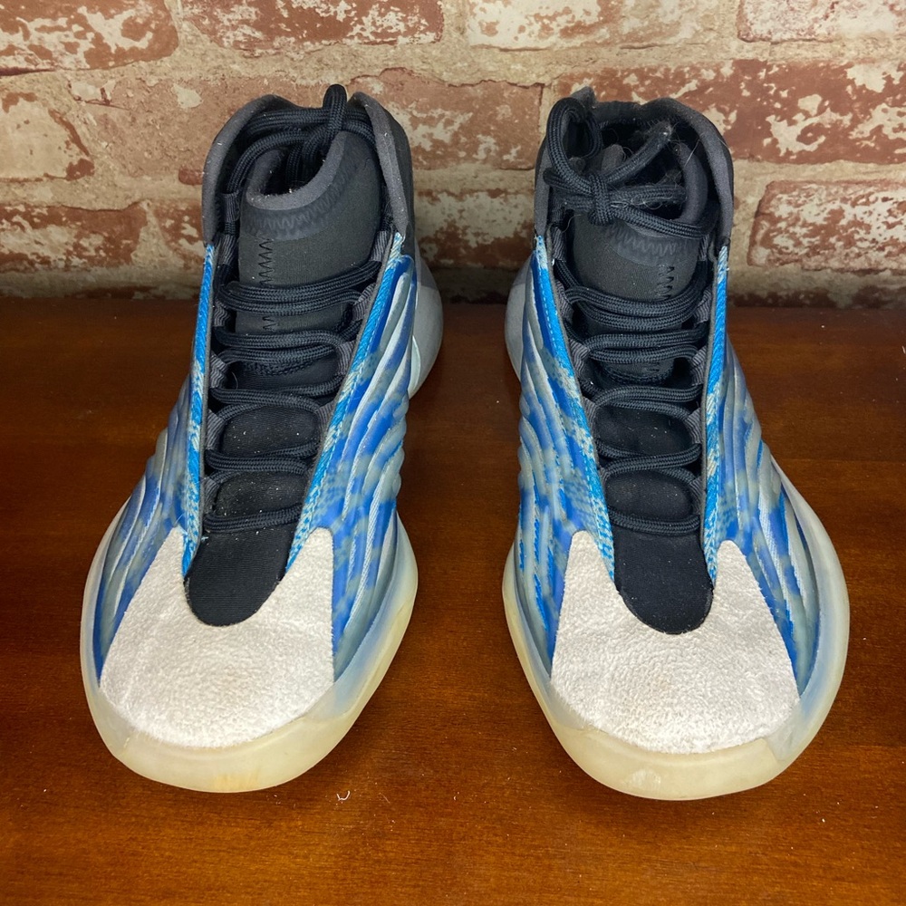 Yeezy quantum Frozen blue size 6.5